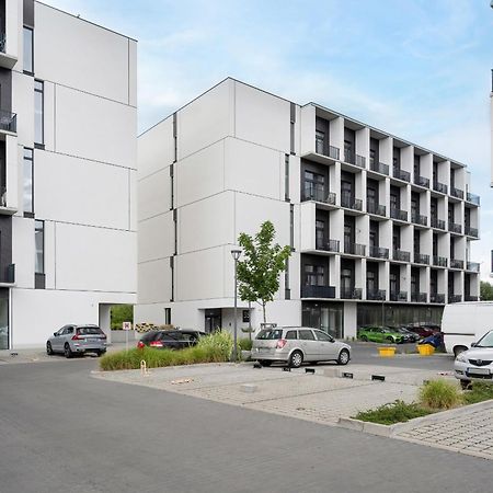 Airport Studio Zarembowicza By Noclegi Renters Вроцлав Екстер'єр фото