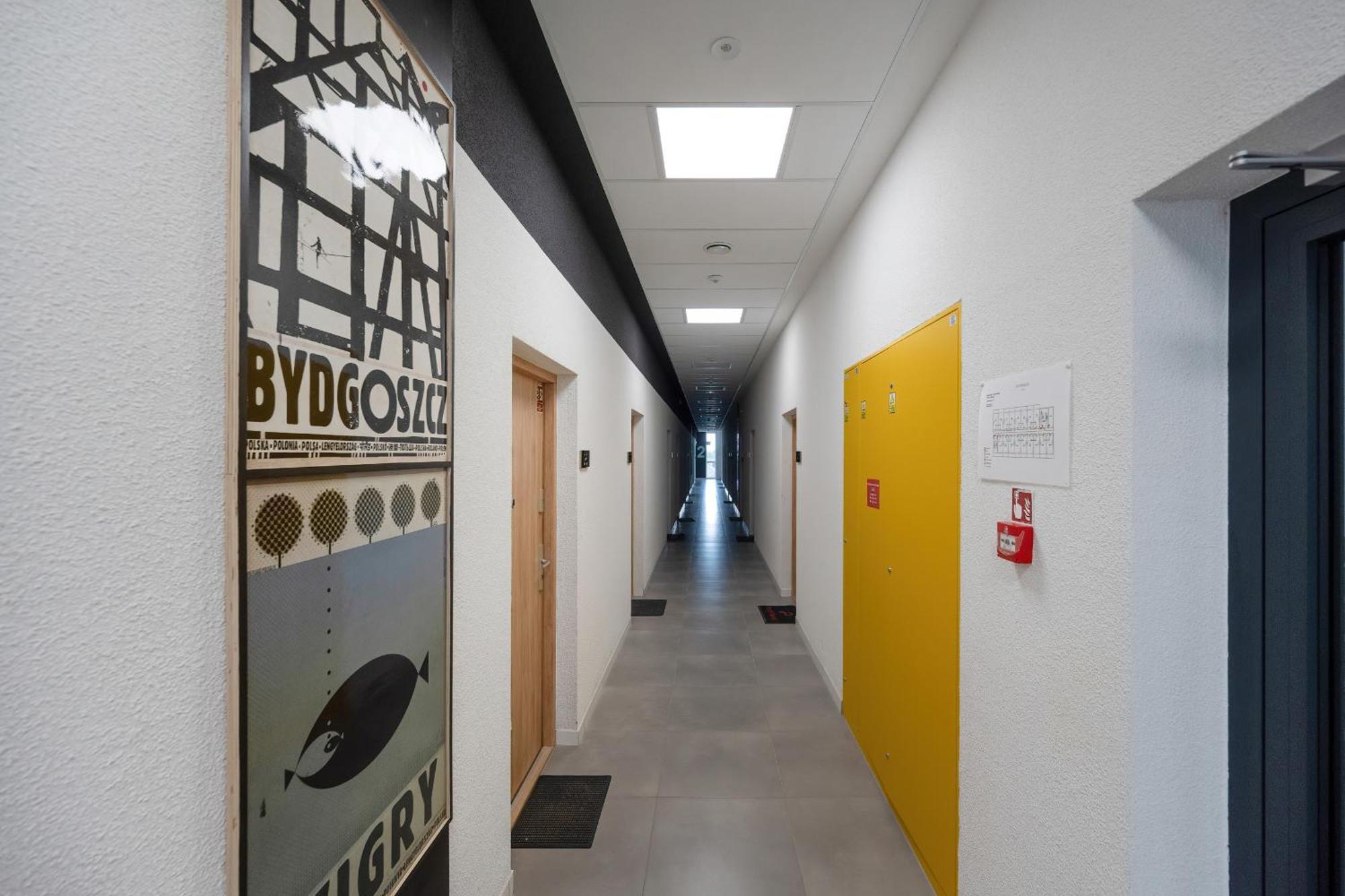 Airport Studio Zarembowicza By Noclegi Renters Вроцлав Екстер'єр фото